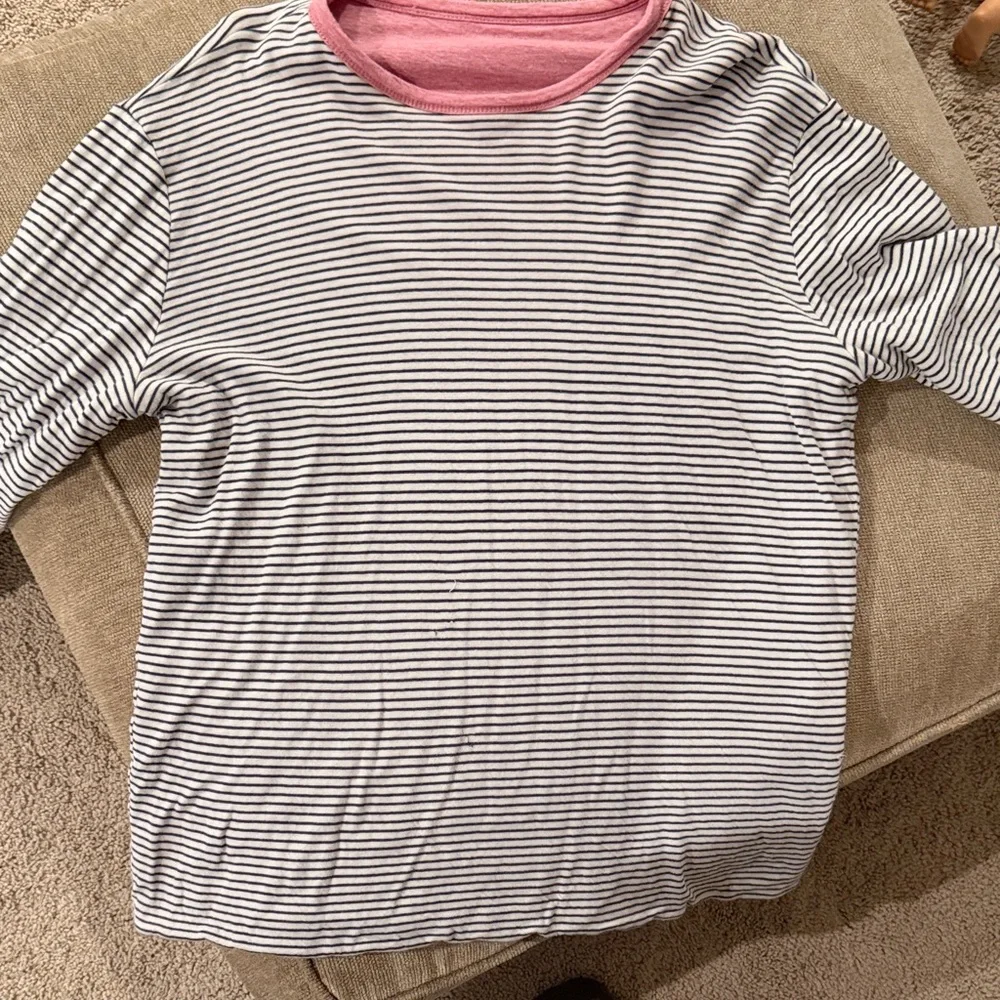 Faherty long sleeve shirt- reversible!! - Picture 3 of 3